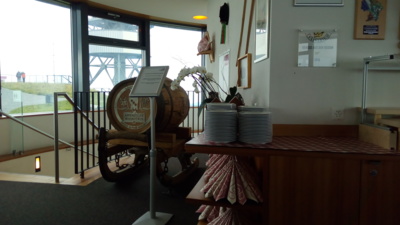 Z otáčecí restaurace.