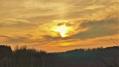 Včera někam zapadlo