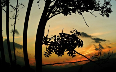 Sluníčko zachází za hory ...