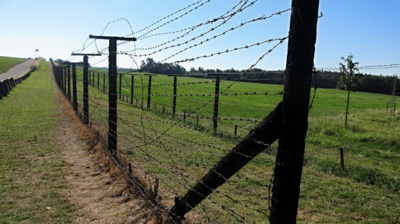 Železná opona v  Čížově - památník