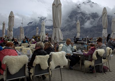 Restaurace uprostřed hor