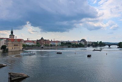 Nebe nad Vltavou