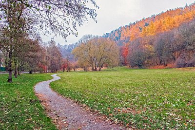 Podzimní Šárecké údolí