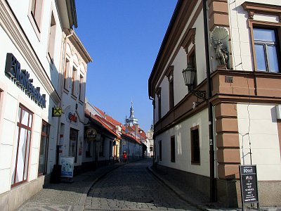 Ulička ke kostelu Obrácení sv. Pavla