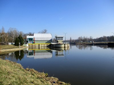 Malá vodní elektrárna na Labi v Obříství