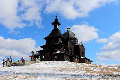 Kaple z jiné strany