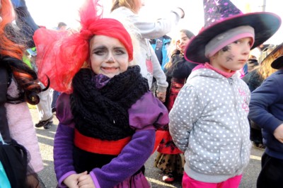 Jsme malá čarodějka a je mi zima