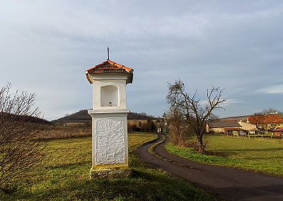 Kaplička u cesty