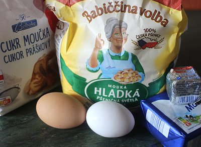 Suroviny na koláč