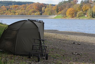 Přístřešek pro rybáře