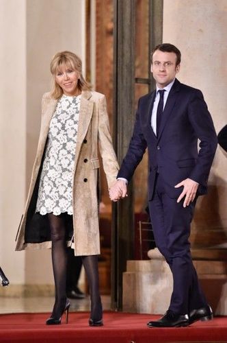 Macron3.jpg