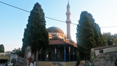 Mešita ve starém městě.jpg
