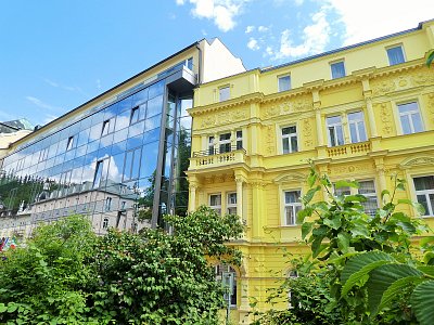 História a súčasnosť. M.L.