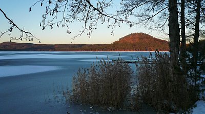 Jezero do modra