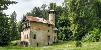 Letohrádek ve Valči