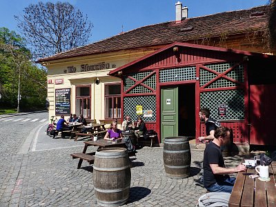 Na Slamníku to žije....