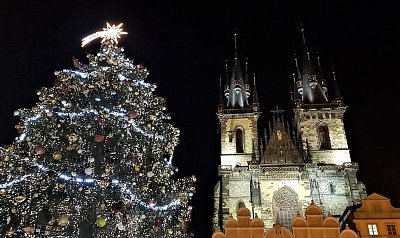 Prosinec_Vlasta Ladýřová_Advent na Staroměstském náměstí.jpg