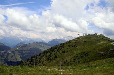 Zwölferkogel, 1984 m. n. m. *