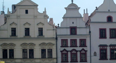 Vykrojeno z plzeňského náměstí