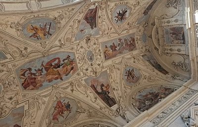 Sala terrena - Héra, Zeus, Venuše napravo Mars