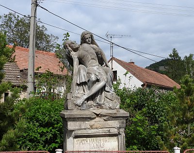 Středohorská pieta *