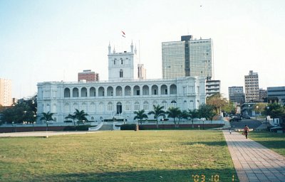 Vládní budova v Asunciónu.jpg