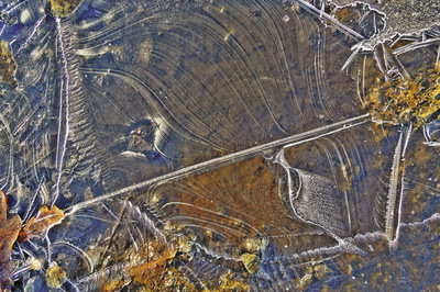 Voda má zamrznuté vlasy