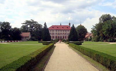 Státní zámek Libochovice s parkem *