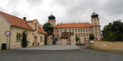 zámek Mníšek pod Brdy