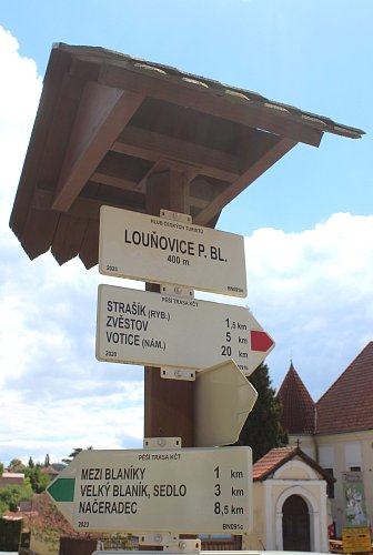 Ukazatel