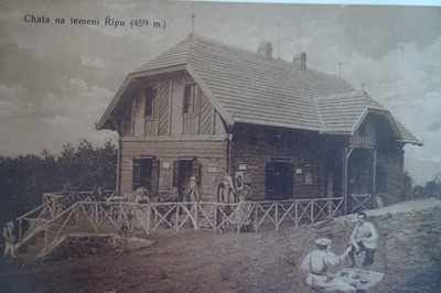 boumova-tur.-chata-z-roku-1909-foto-1914-1.jpg