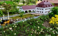 Jarní fotopříběh: Park miniatur - jede jede poštovský panáček