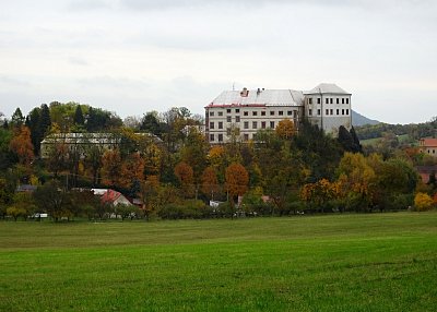 dsc00518-zamek-milesov.jpg