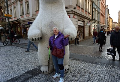 Auuu, ta uřezaná hlava bolííí...