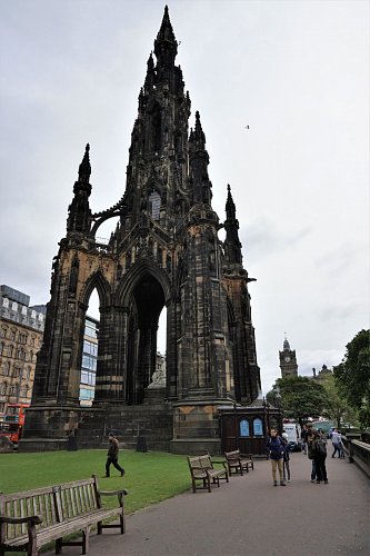 dsc09679-walter-scott-monument.jpg