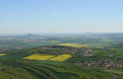 dscn2078-na-obzoru-hazmburk-a-rip.jpg