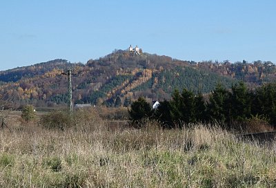 Na kopečku Kalvárie Ostré
