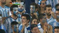 Smutní fandové Argentiny po gólu Němců