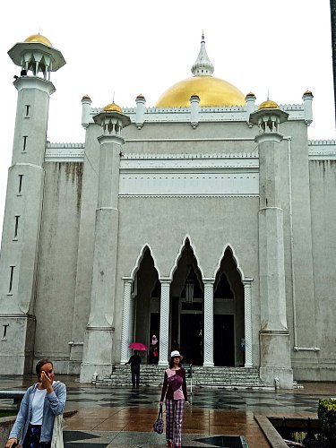 Mešita Omara Aliho Saifuddiena