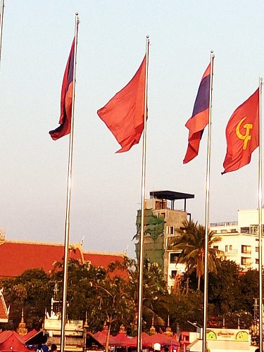 Esplanáda na nábřeží Mekongu, Vientiane