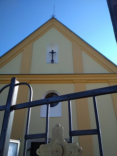 kostel Všech svatých v Dobrnicích