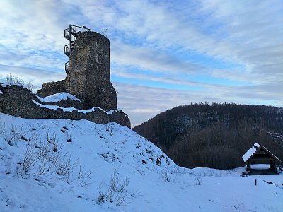 Ve zbytku severní věže byla vybudována v roce 2017 rozhledna Milada