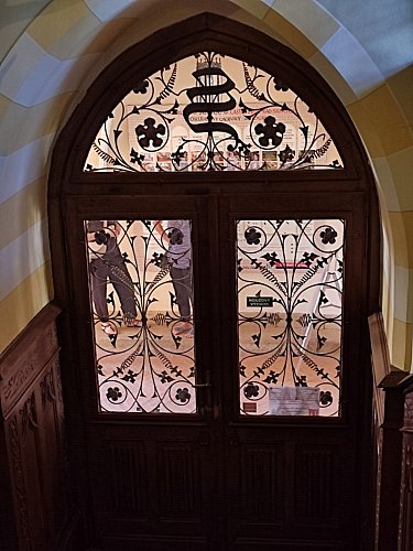 dveře ze zámku