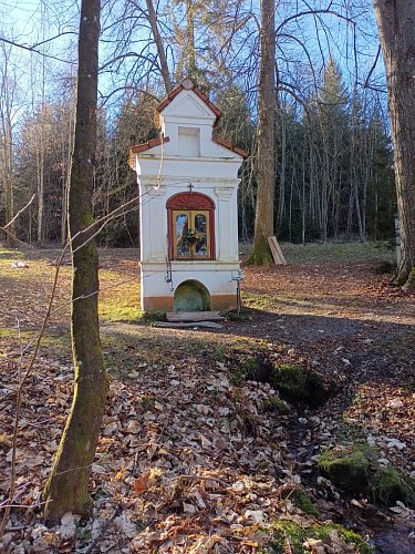 Studánka s kapličkou