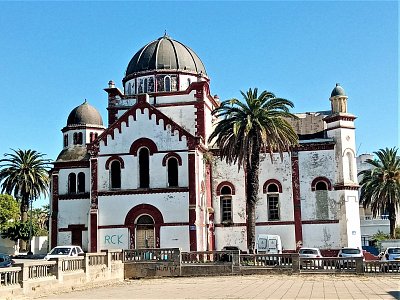 Opuštěný katolický kostel, Alžír