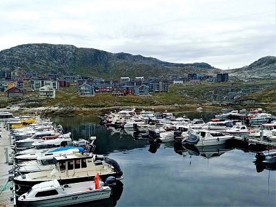 Nuuk - lodě v přístavu
