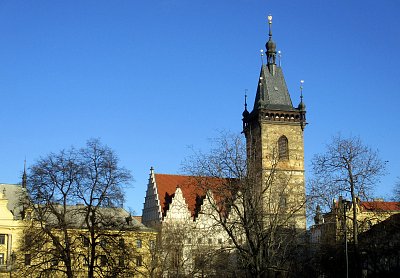 Novoměstská radnice byla postavená spolu s Novým městem