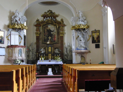 interiér- oltář