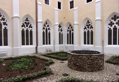 kostel-2-3.jpg