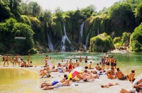 Vodopády Kravica nepatří do Plitvických jezer